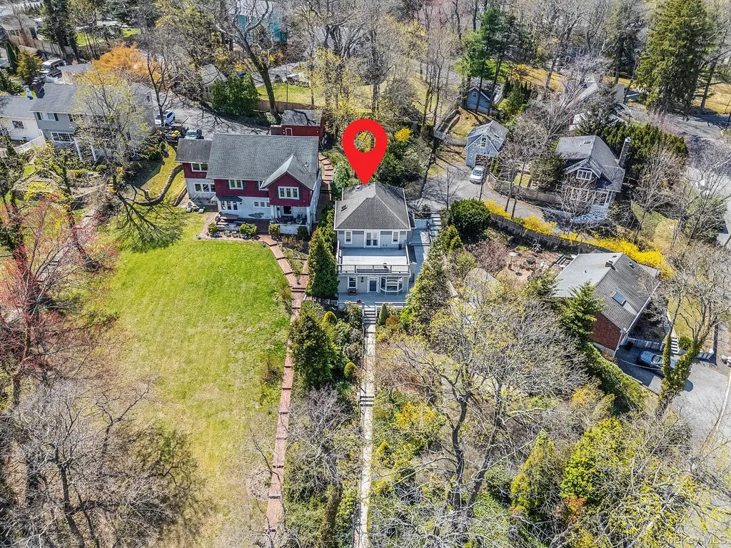 32 Crescent Drive Huntington NY 11743