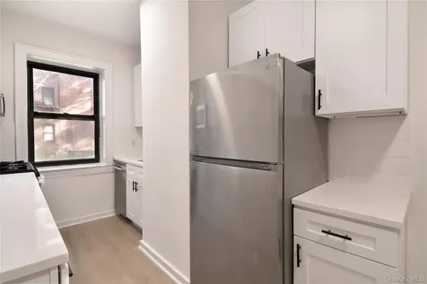 590 E 3rd Street Mount Vernon NY 10553