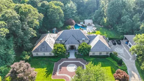 45 Wolver Hollow Road Upper Brookville NY 11545