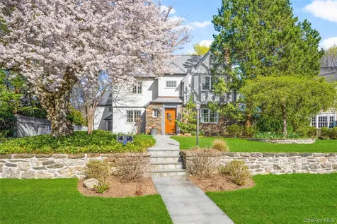 58 Burkewood Road Mount Vernon NY 10552