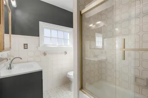 58 Burkewood Road Mount Vernon NY 10552