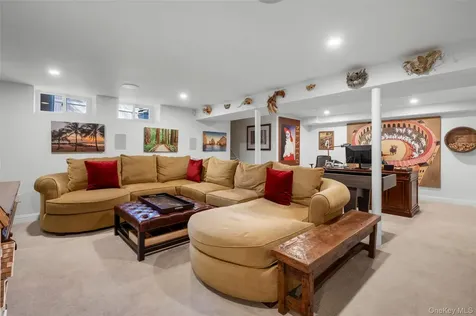 58 Burkewood Road Mount Vernon NY 10552