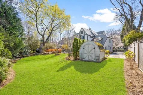 58 Burkewood Road Mount Vernon NY 10552