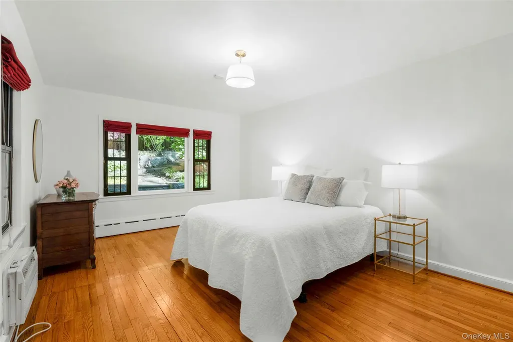 62 Myrtle Boulevard Larchmont NY 10538