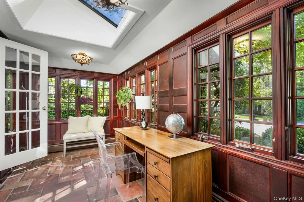 62 Myrtle Boulevard Larchmont NY 10538