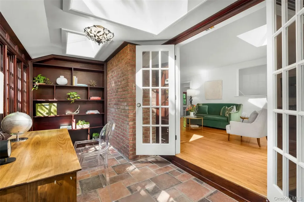 62 Myrtle Boulevard Larchmont NY 10538