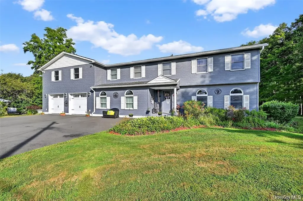334 Greeves Road New Hampton NY 10958
