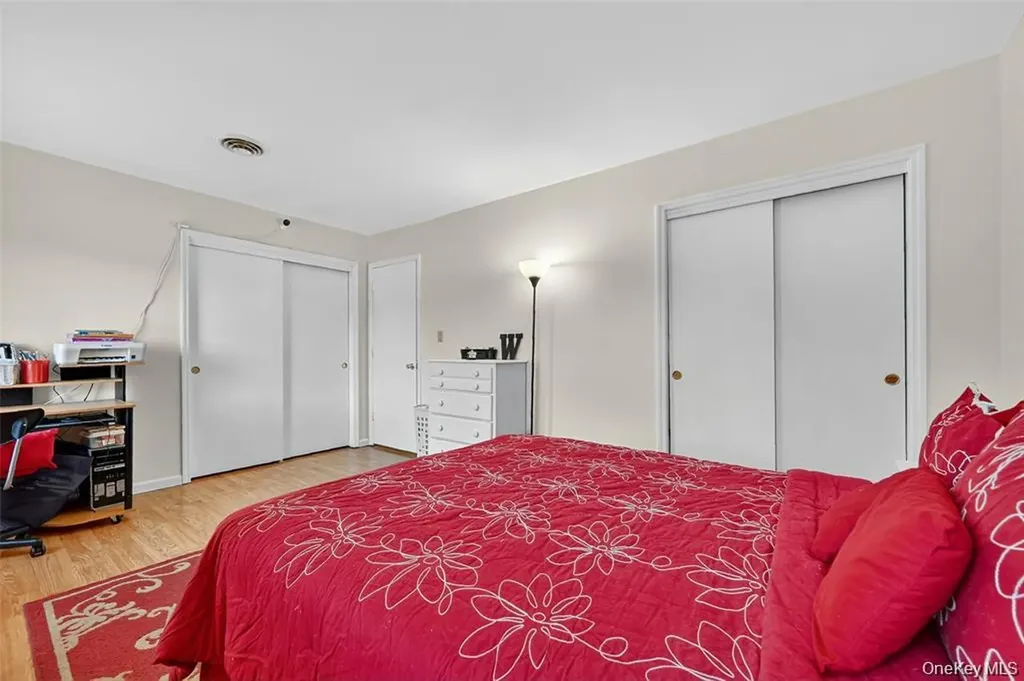 334 Greeves Road New Hampton NY 10958