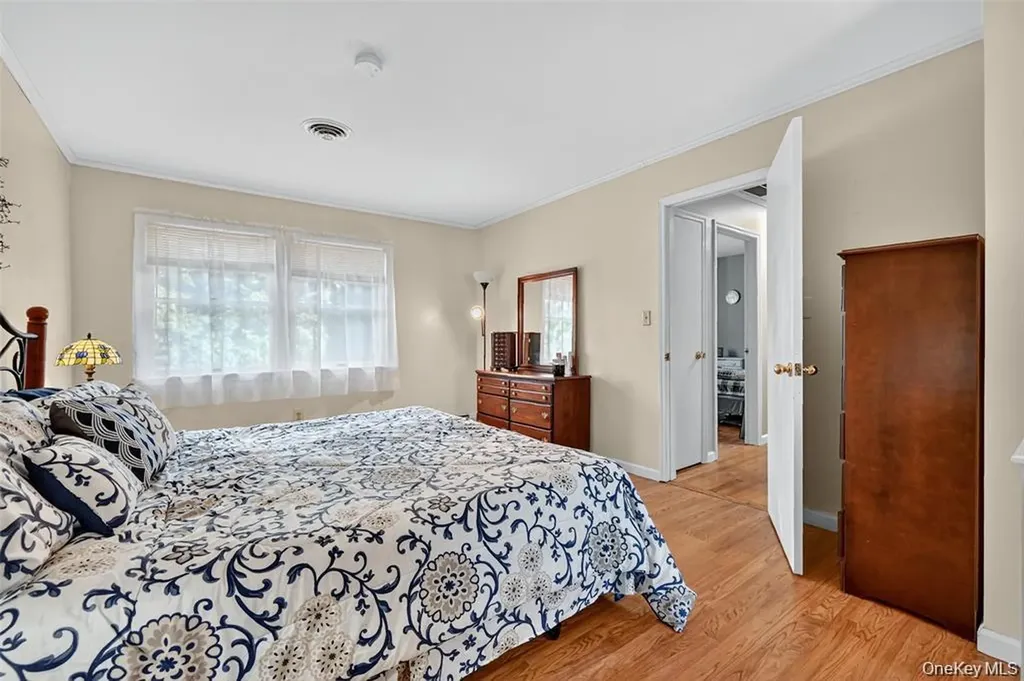 334 Greeves Road New Hampton NY 10958