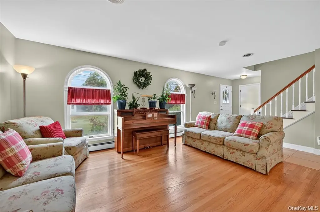 334 Greeves Road New Hampton NY 10958
