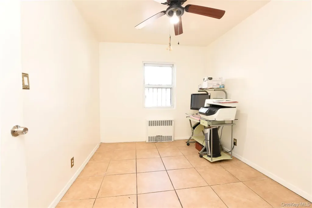 10107 Avenue L Brooklyn NY 11236