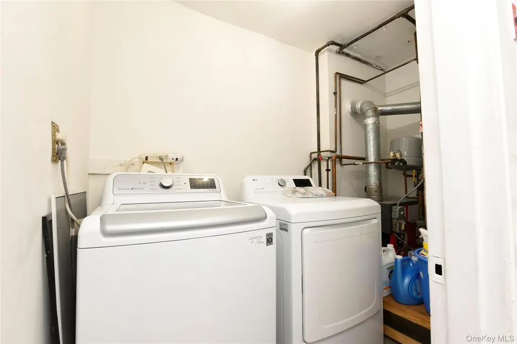 10107 Avenue L Brooklyn NY 11236