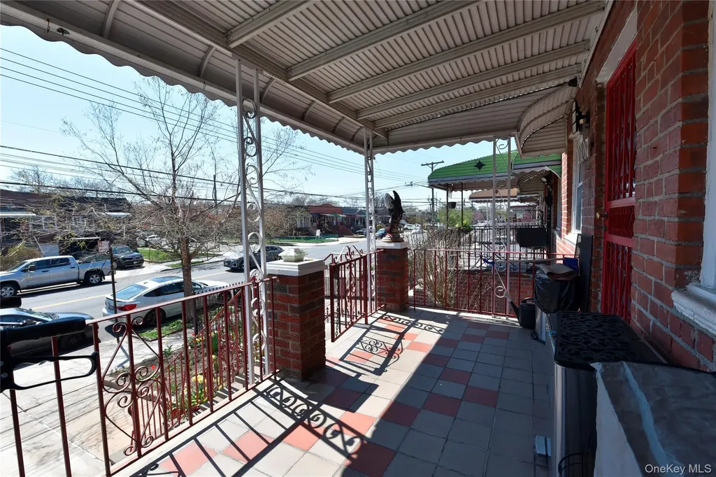 10107 Avenue L Brooklyn NY 11236