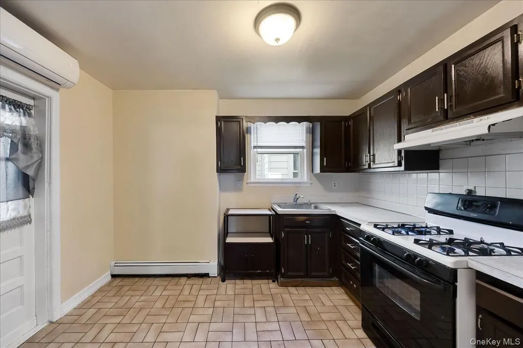 104 Waring Place Yonkers NY 10703