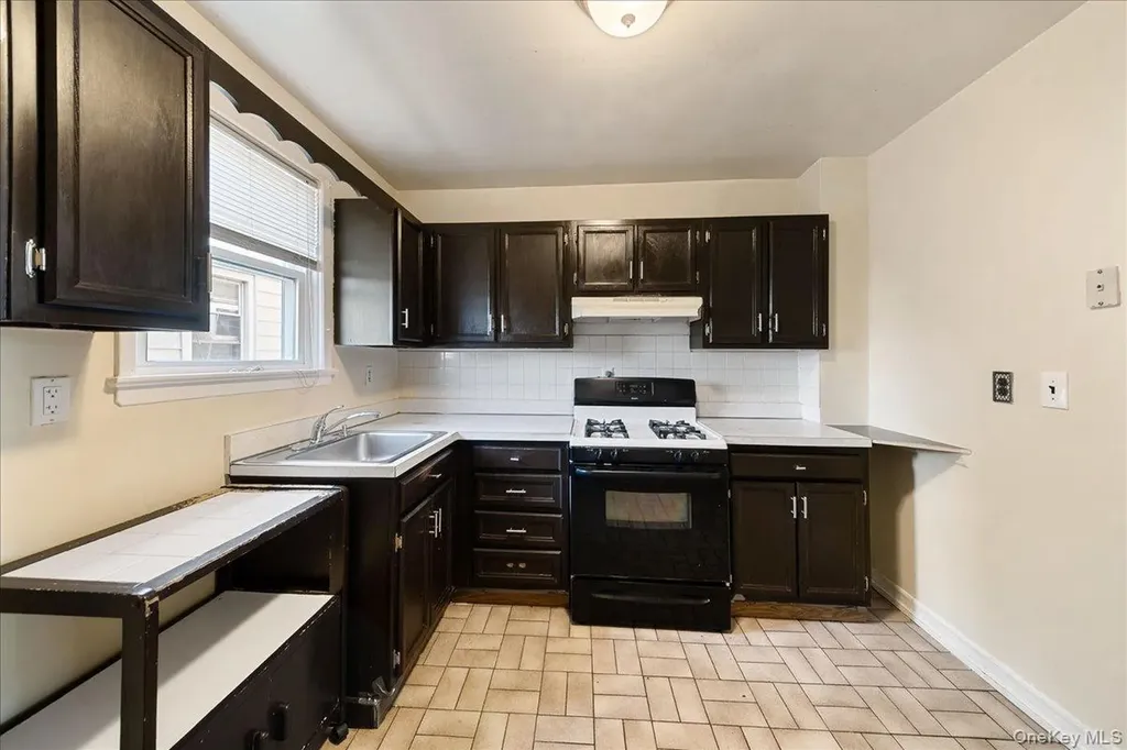 104 Waring Place Yonkers NY 10703