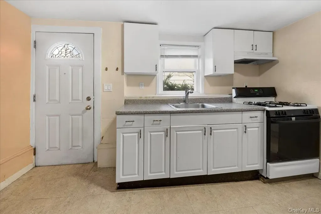 104 Waring Place Yonkers NY 10703