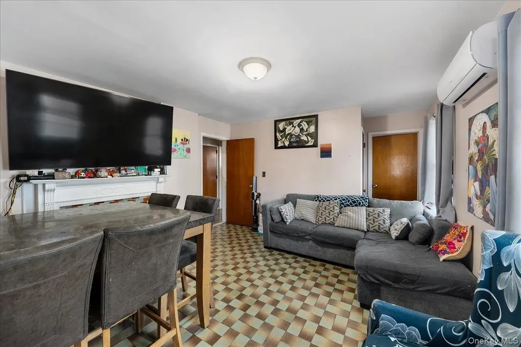 104 Waring Place Yonkers NY 10703