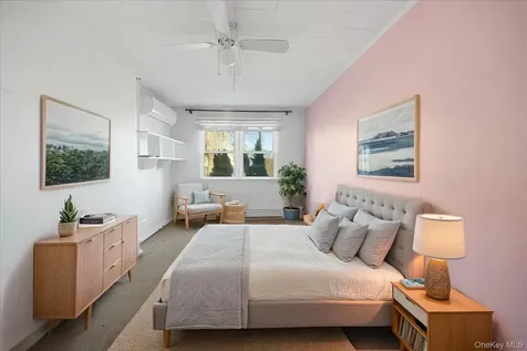 104 Waring Place Yonkers NY 10703