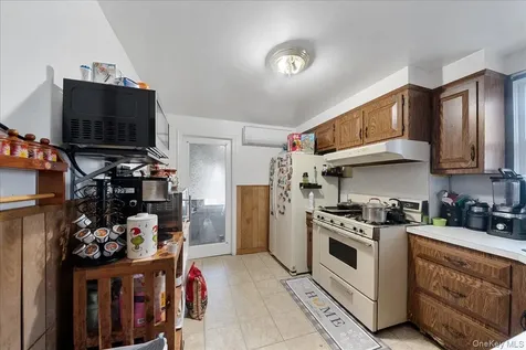 104 Waring Place Yonkers NY 10703
