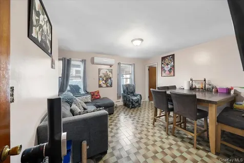 104 Waring Place Yonkers NY 10703