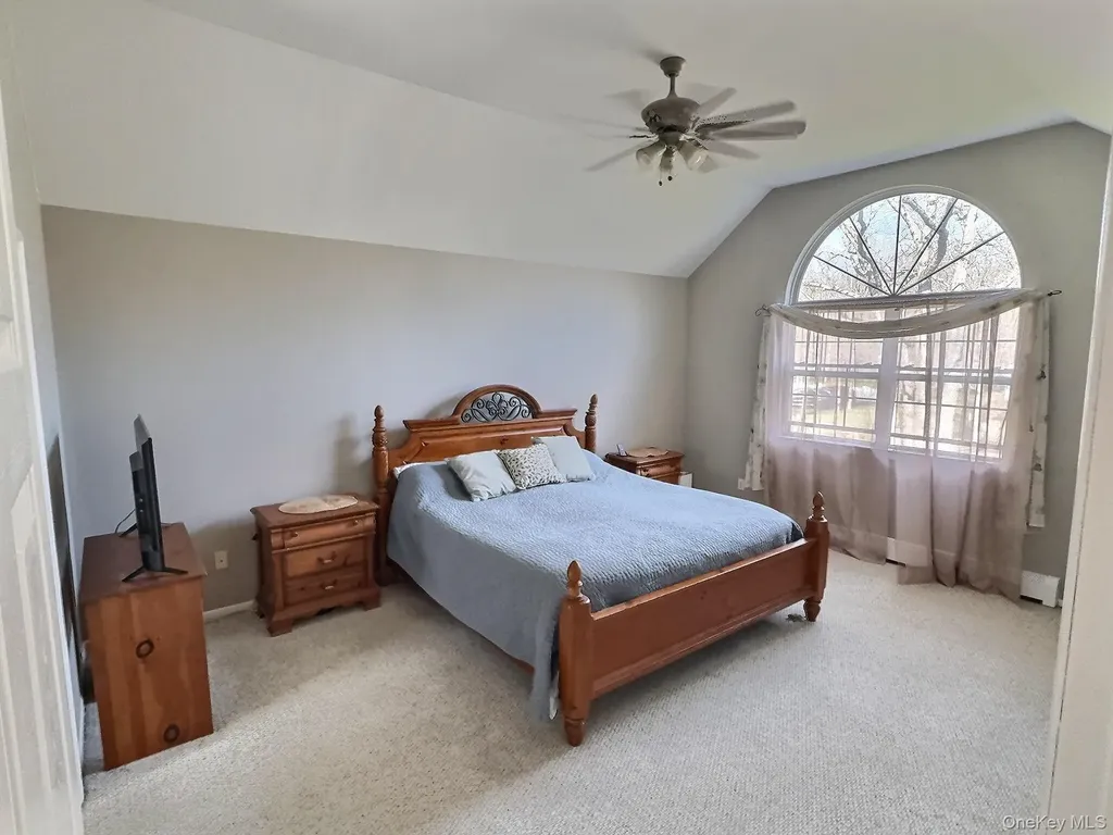 29 Terra Pines Gate Yaphank NY 11980