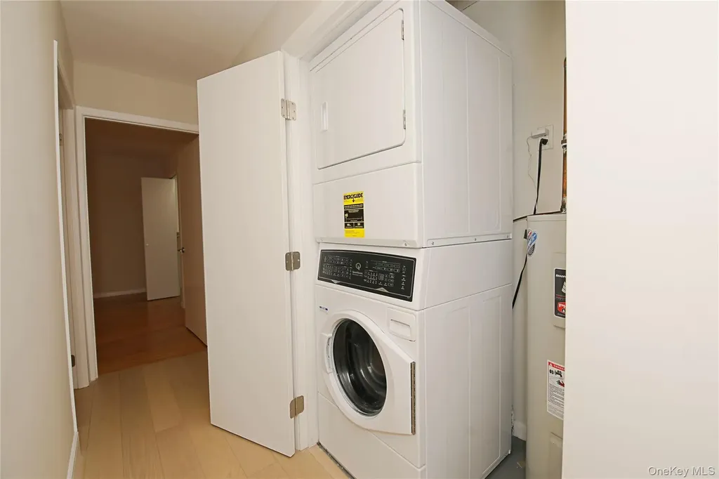 230 W Broadway Long Beach NY 11561