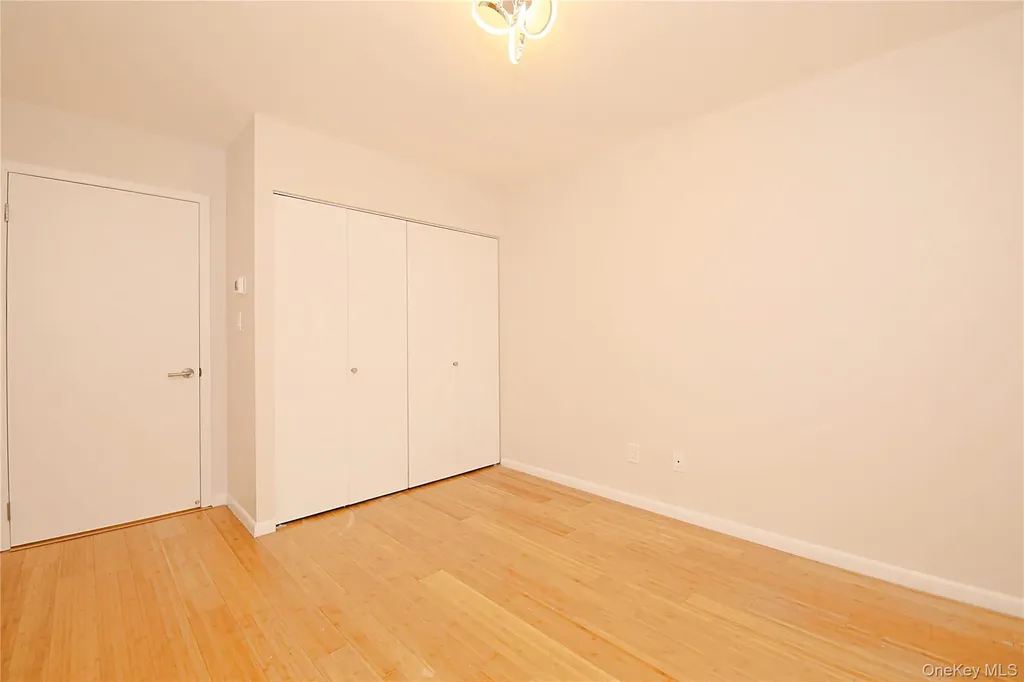230 W Broadway Long Beach NY 11561