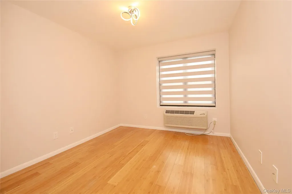 230 W Broadway Long Beach NY 11561