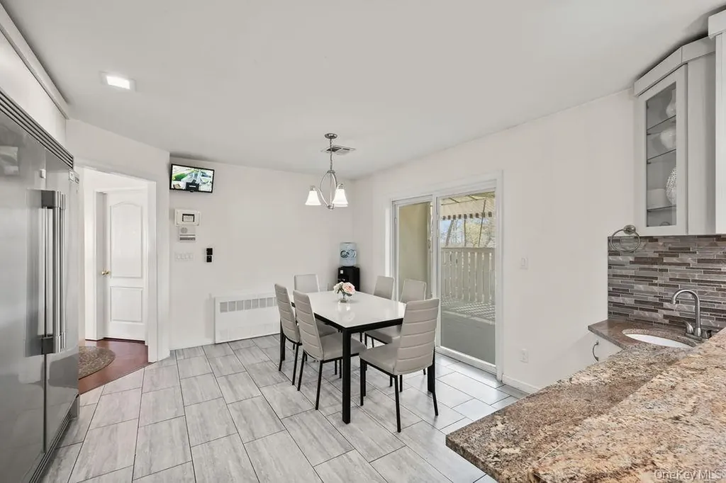11 Wilsher Drive Monsey NY 10952