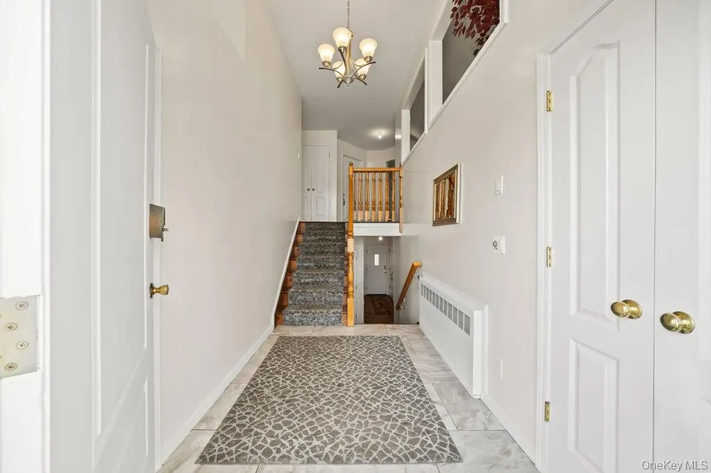 11 Wilsher Drive Monsey NY 10952