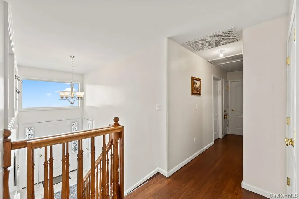 11 Wilsher Drive Monsey NY 10952