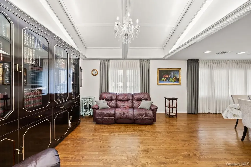 11 Wilsher Drive Monsey NY 10952
