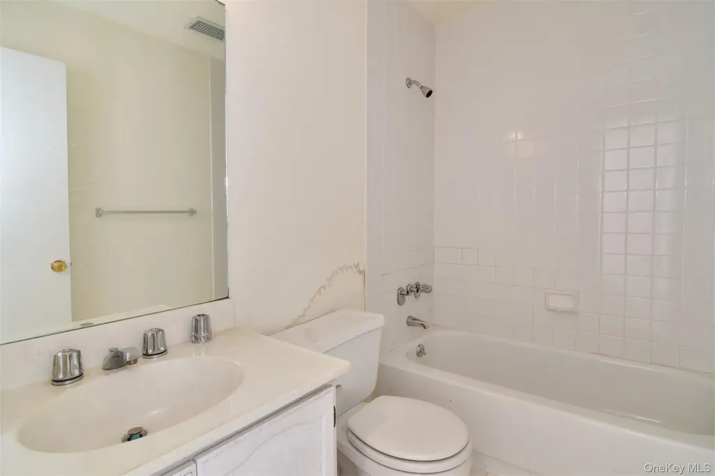 1501 Hunters Run Dobbs Ferry NY 10522