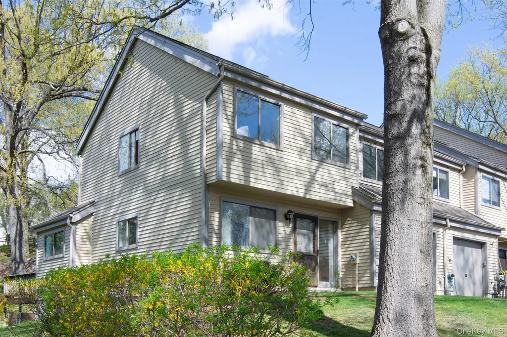 1501 Hunters Run Dobbs Ferry NY 10522