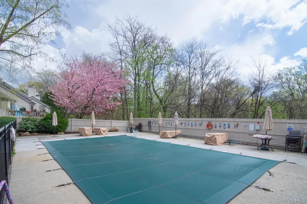 1501 Hunters Run Dobbs Ferry NY 10522