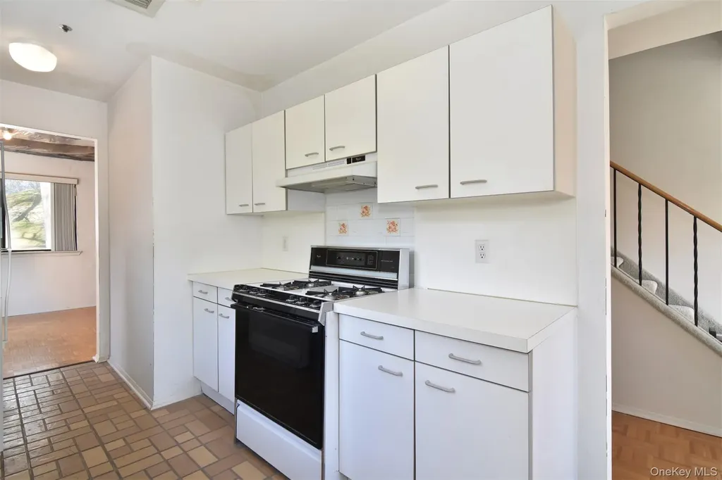 1501 Hunters Run Dobbs Ferry NY 10522