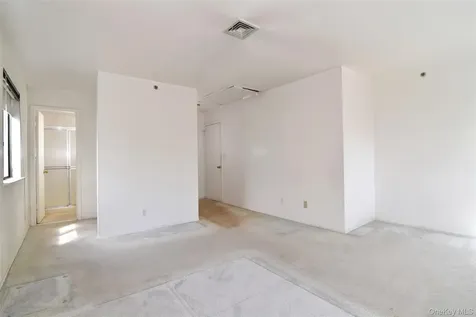 1501 Hunters Run Dobbs Ferry NY 10522