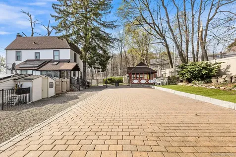 1 Spencer Court Hartsdale NY 10530