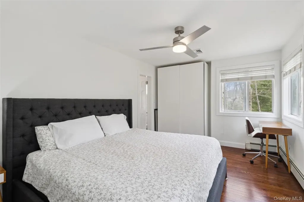 27 Ely Brook Road East Hampton NY 11937