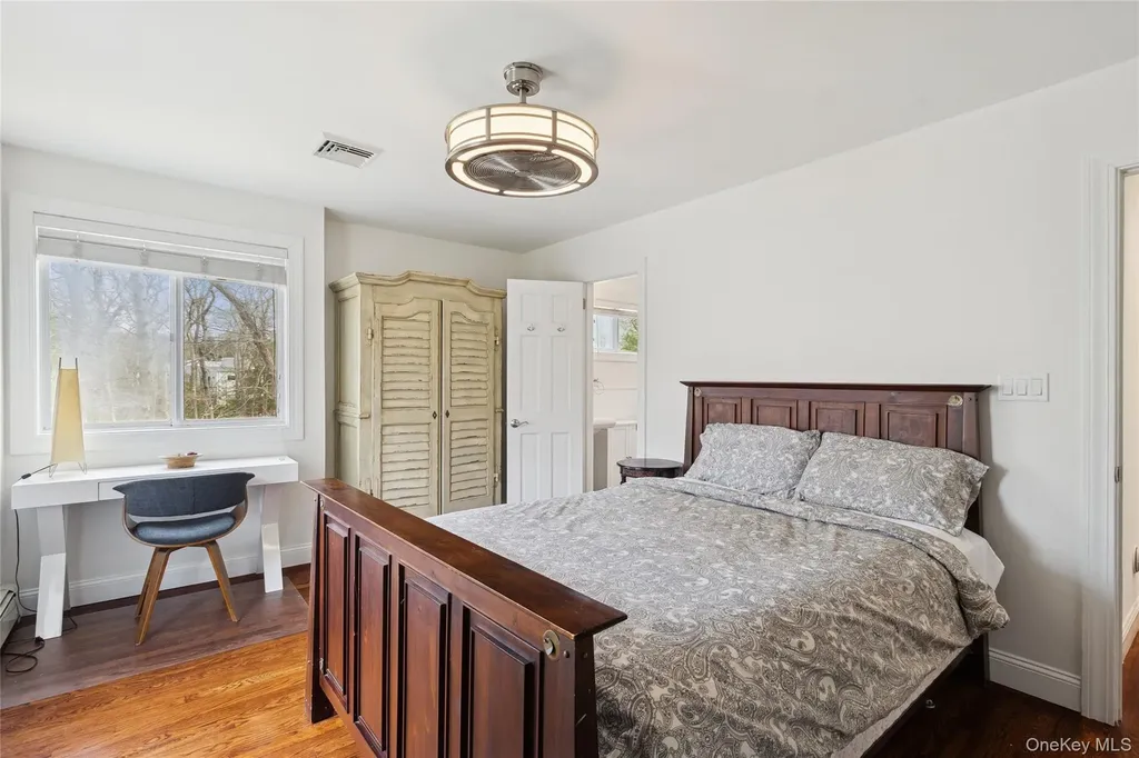 27 Ely Brook Road East Hampton NY 11937