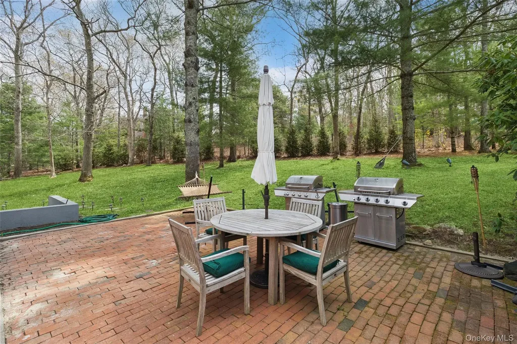27 Ely Brook Road East Hampton NY 11937