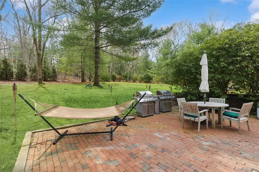 27 Ely Brook Road East Hampton NY 11937