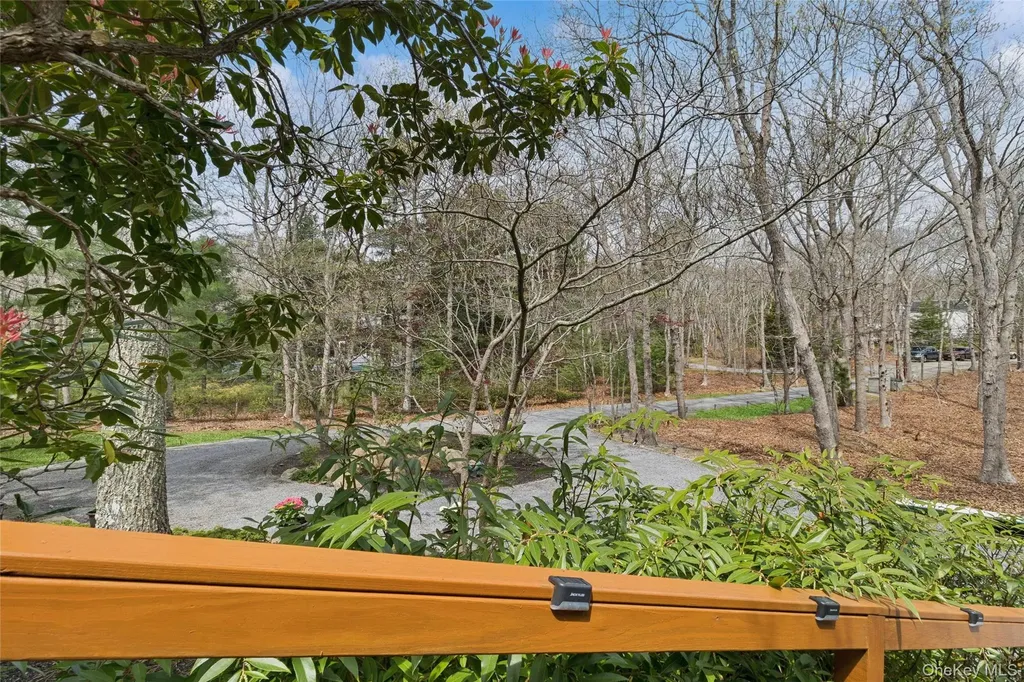 27 Ely Brook Road East Hampton NY 11937