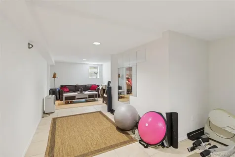 27 Ely Brook Road East Hampton NY 11937