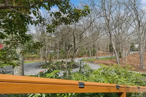 27 Ely Brook Road East Hampton NY 11937