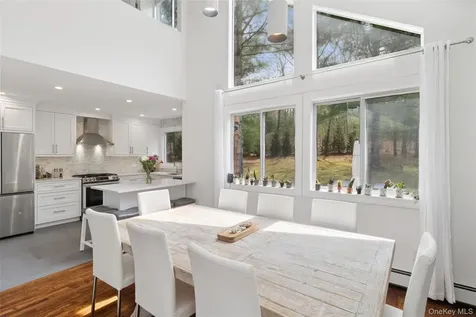 27 Ely Brook Road East Hampton NY 11937