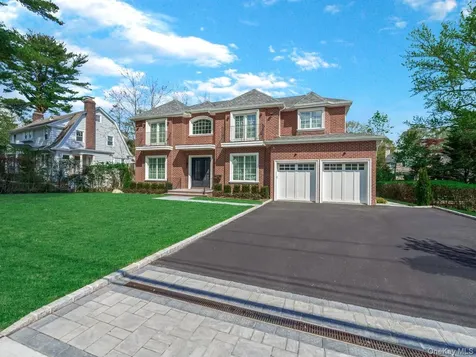 235 Schenck Avenue Great Neck NY 11021