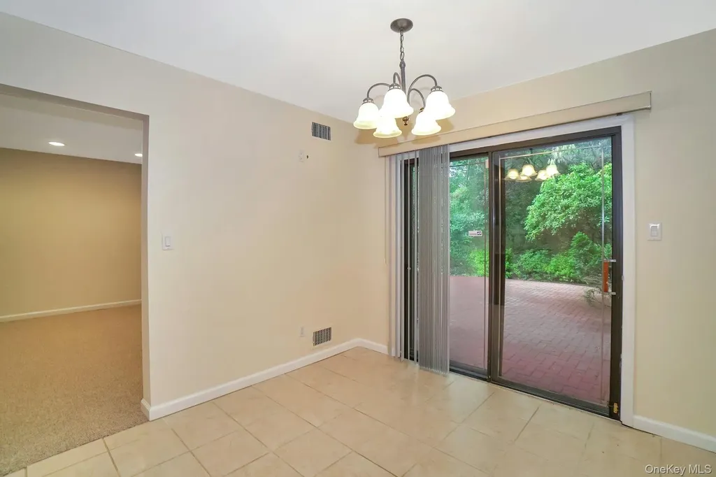 23 Meadowood Drive Jericho NY 11753