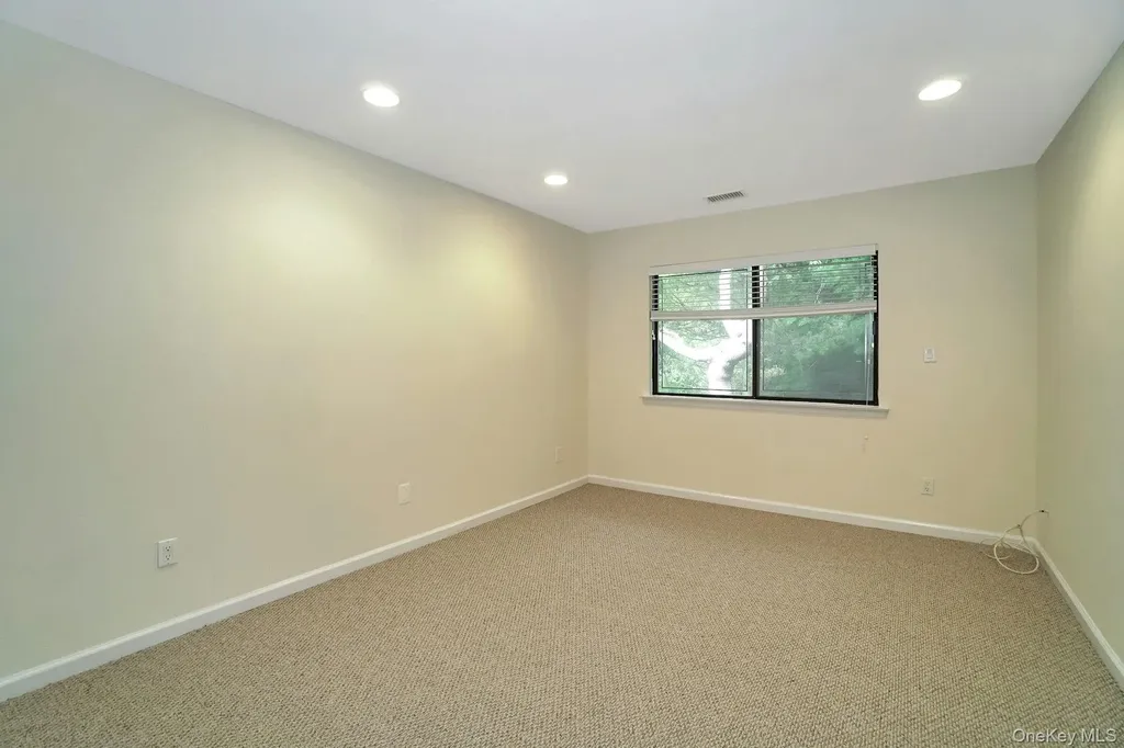 23 Meadowood Drive Jericho NY 11753