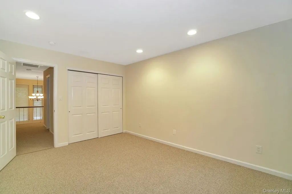 23 Meadowood Drive Jericho NY 11753